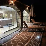 Maison Enchanteresse A Avec Jacuzzi