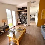 Maison Enchanteresse A Avec Jacuzzi בית נופש *