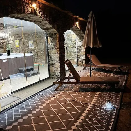 Maison Enchanteresse A Avec Jacuzzi