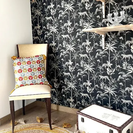 Maison Enchanteresse A Avec Jacuzzi بيت للعطل