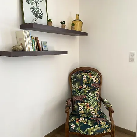 Maison Enchanteresse A Avec Jacuzzi بيت للعطل *