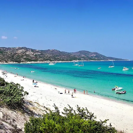 Holiday home Maison Enchanteresse A Avec Jacuzzi