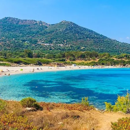 Holiday home Maison Enchanteresse A Avec Jacuzzi Santo-Pietro-di-Tenda