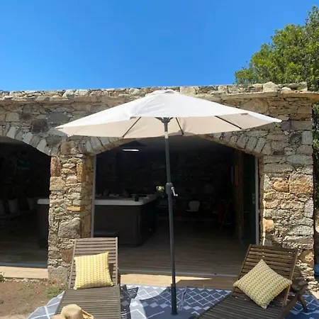 Holiday home Maison Enchanteresse A Avec Jacuzzi