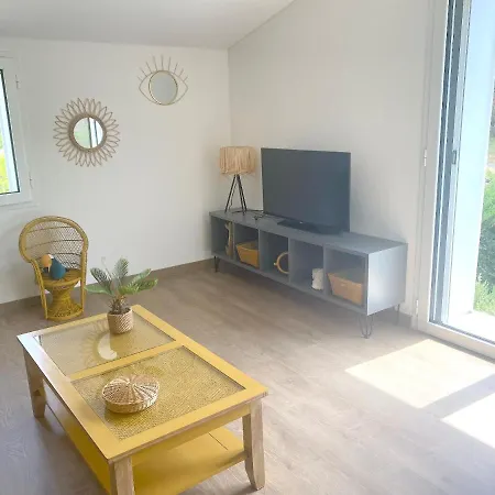 Holiday home Maison Enchanteresse A Avec Jacuzzi Santo-Pietro-di-Tenda