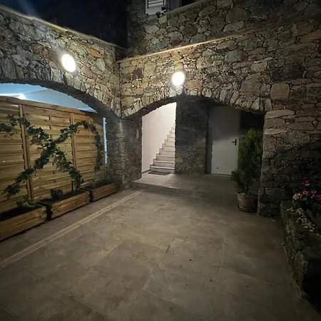 Maison Enchanteresse A Avec Jacuzzi Santo-Pietro-di-Tenda