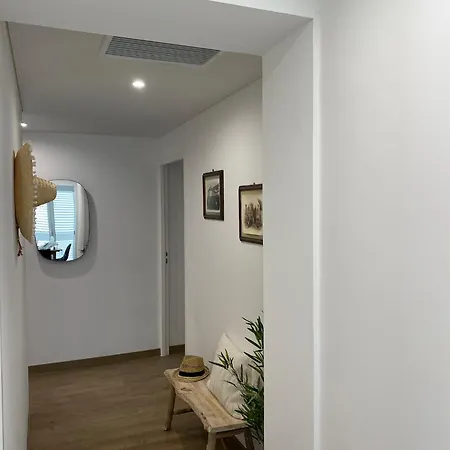 Maison Enchanteresse A Avec Jacuzzi Holiday home *